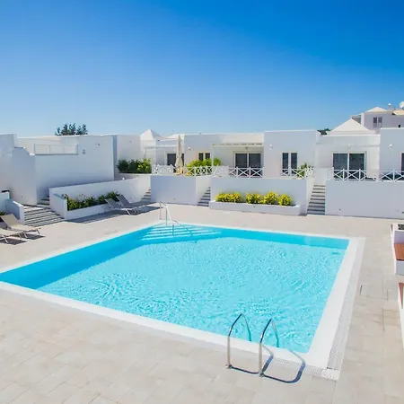 Flower 23 * פלאיה הונדה