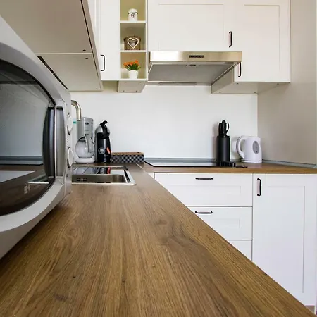 דירה Flower 23 *