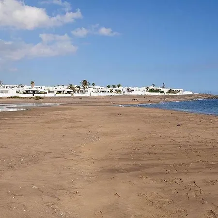 Flower 23 דירה *